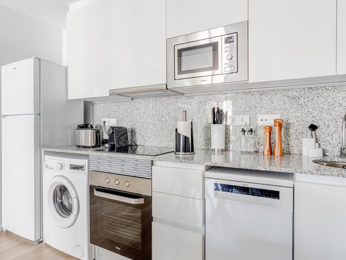 Limehome Barcelona Carrer De Besalu 90 - Estancia Temporal Екстериор снимка