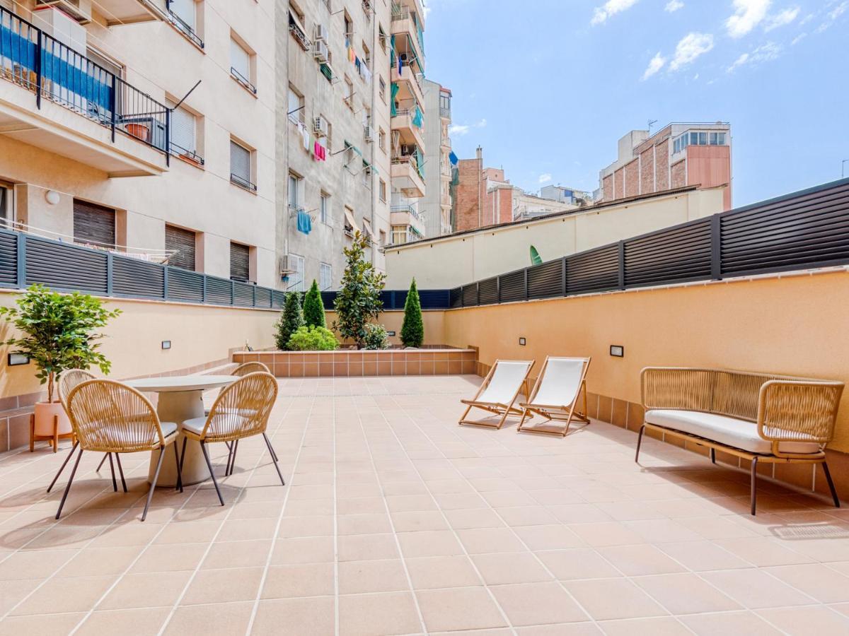 Limehome Barcelona Carrer De Besalu 90 - Estancia Temporal Екстериор снимка