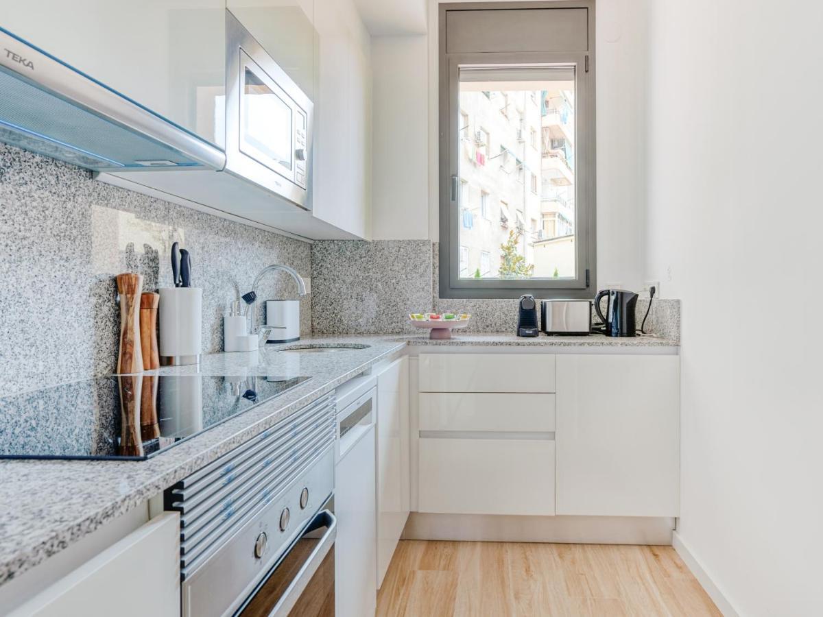 Limehome Barcelona Carrer De Besalu 90 - Estancia Temporal Екстериор снимка