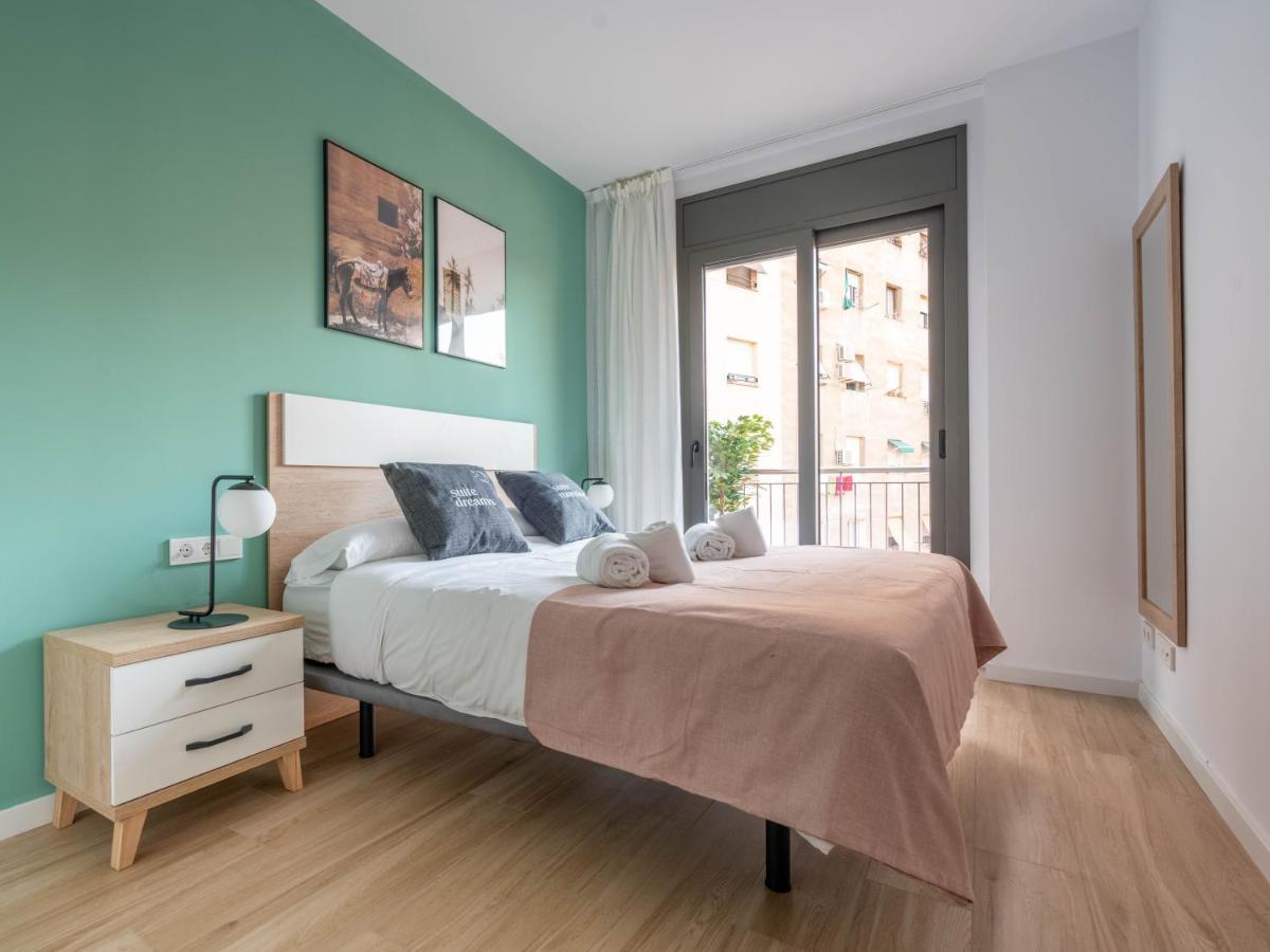 Limehome Barcelona Carrer De Besalu 90 - Estancia Temporal Екстериор снимка