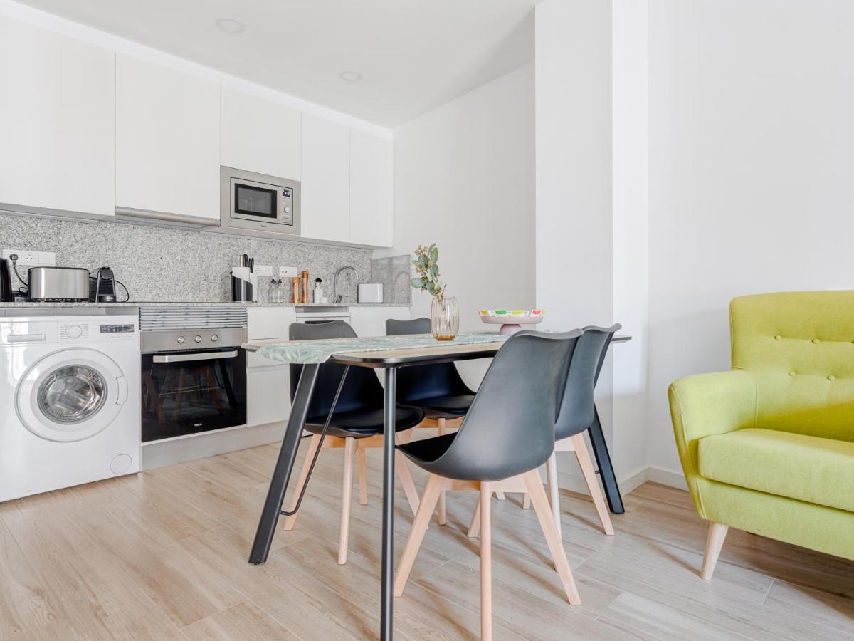 Limehome Barcelona Carrer De Besalu 90 - Estancia Temporal Екстериор снимка