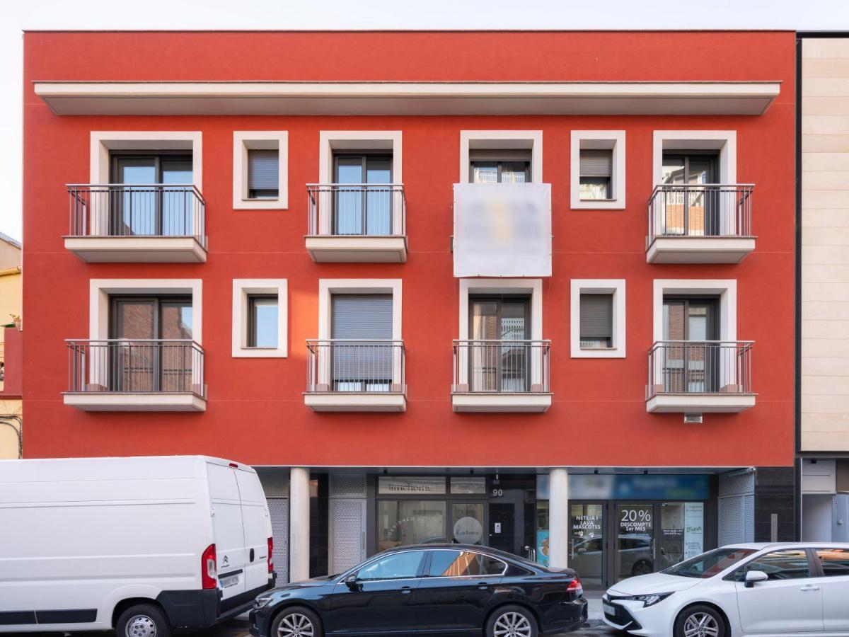 Limehome Barcelona Carrer De Besalu 90 - Estancia Temporal Екстериор снимка
